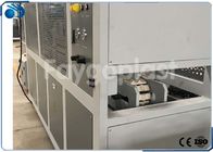 Linea di produzione di plastica automatica di profilo macchina dell'estrusione per le materie prime WPC/del PVC